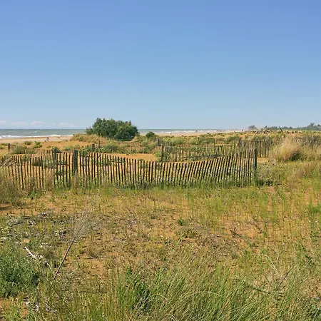 Near And Thermae Апартаменты