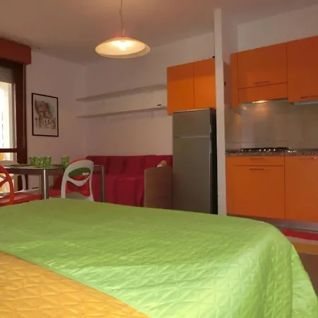 Near And Thermae Apartment